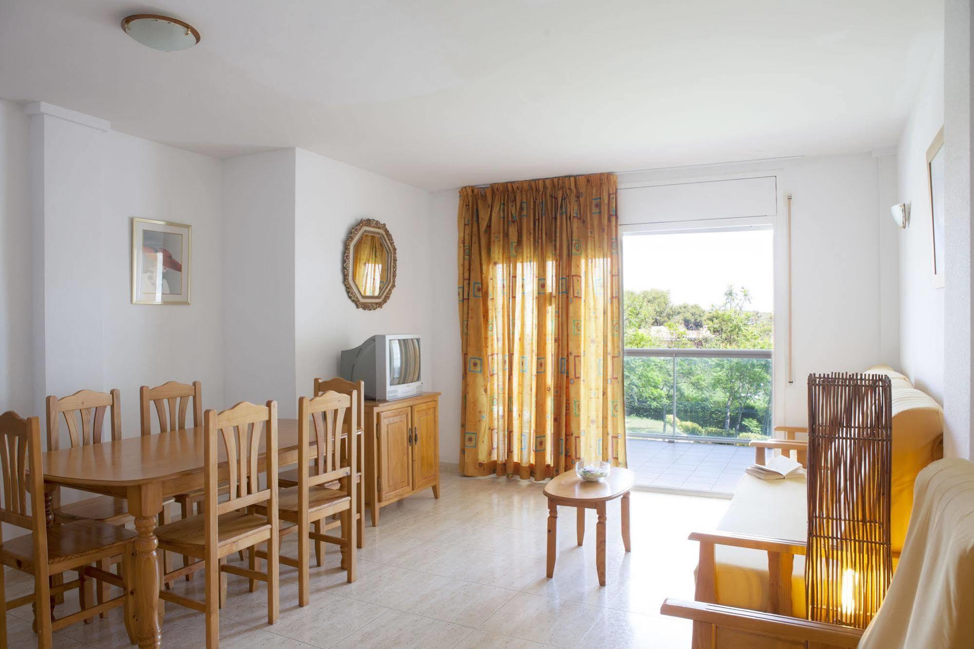 Ibersol Siesta Dorada Apartment ซาลอว์ ภายนอก รูปภาพ